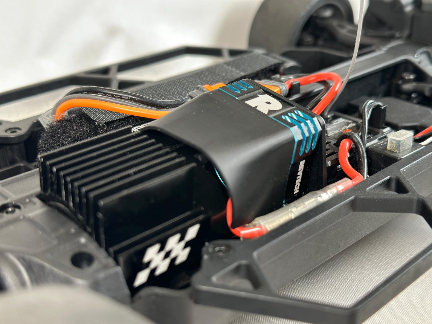 30mm Fan Shroud w/ Fan Mount - Losi 1/12 NASCAR - WST Racing Products